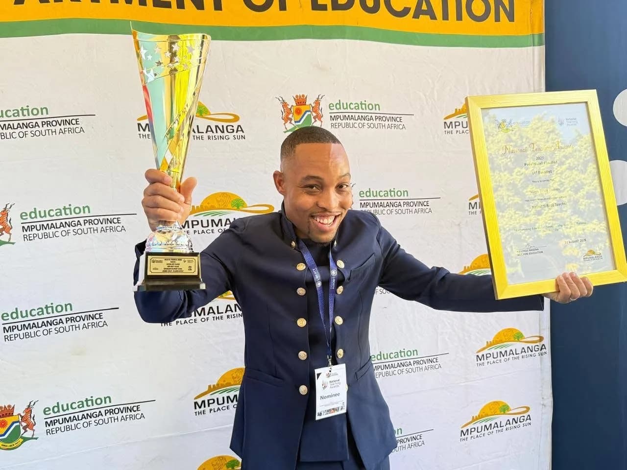 Mpumalangaâs Thulani Sibiya crowned National Best Teacher