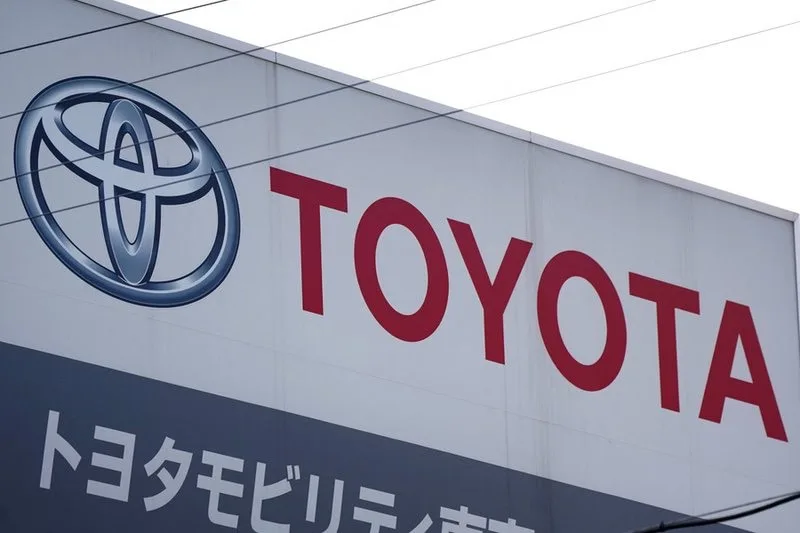 Toyota Recalls Hino 700 Trucks Over Fuel Pump Fault