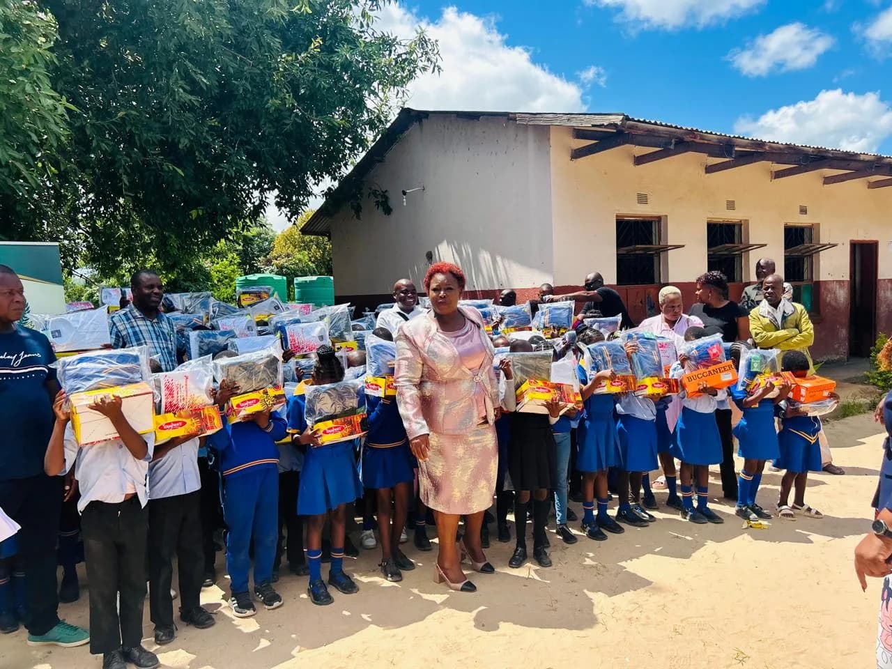 Bushbuckridge Mayor Donates Uniforms to Learners