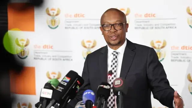 Minister Withdraws Controversial Credit Act Amendments