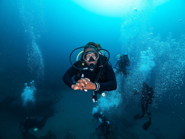 Mama Sli Opens Ocean Doors